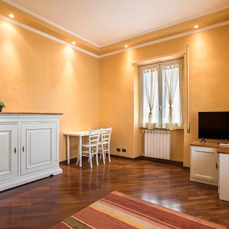 A Poche Fermate Dal Centro - Design Home Roma Ngoại thất bức ảnh